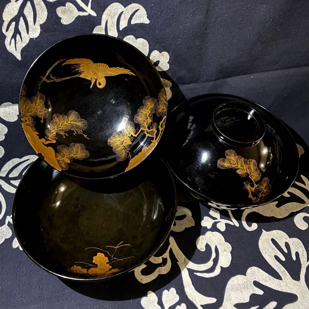 明治骨董旧家蔵出し　豪華黒塗り吸物椀　松鶴金蒔絵　明治参十参年購入　木製漆器二客