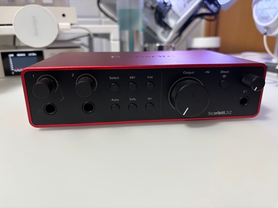Focusrite Scarlett 2i2 第4世代オーディオインターフェイス