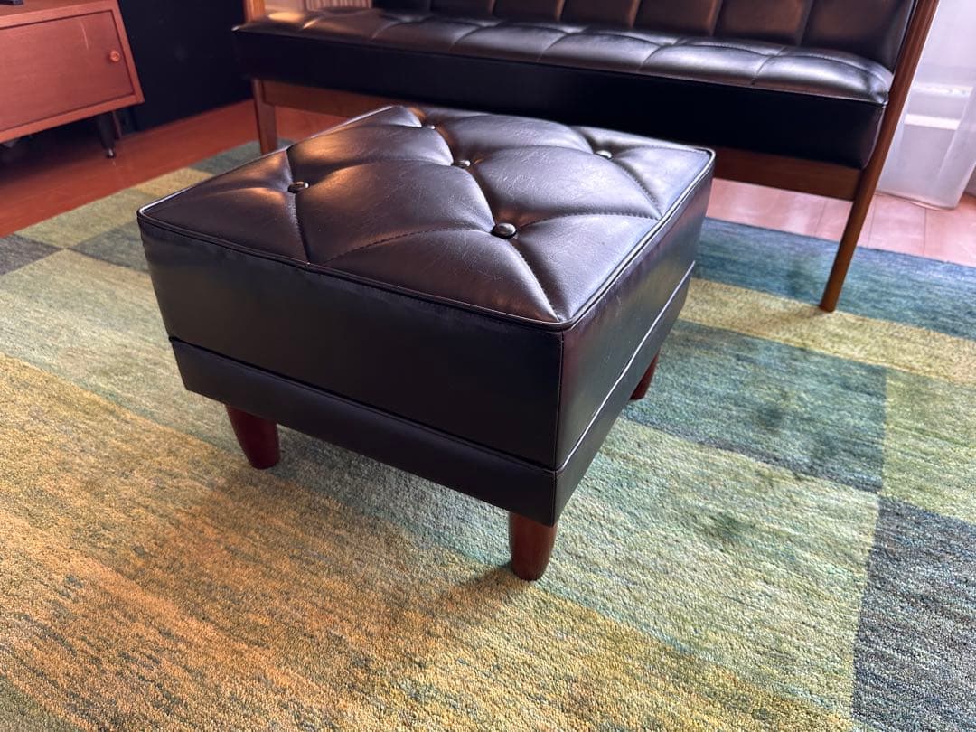 カリモク60 オットマン/スタンダードブラック