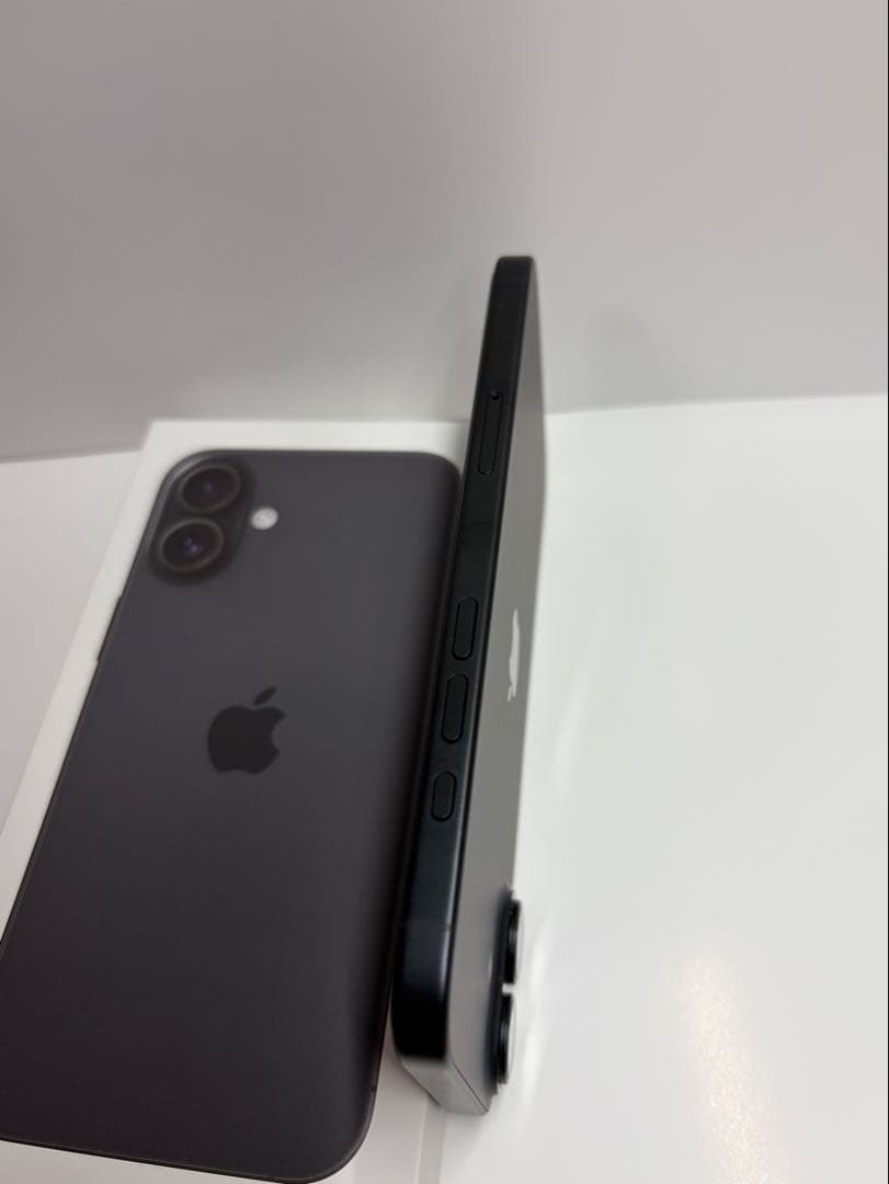 ✨ 美品 iPhone16 Plus 128GB ブラック フィルム貼付 ✨