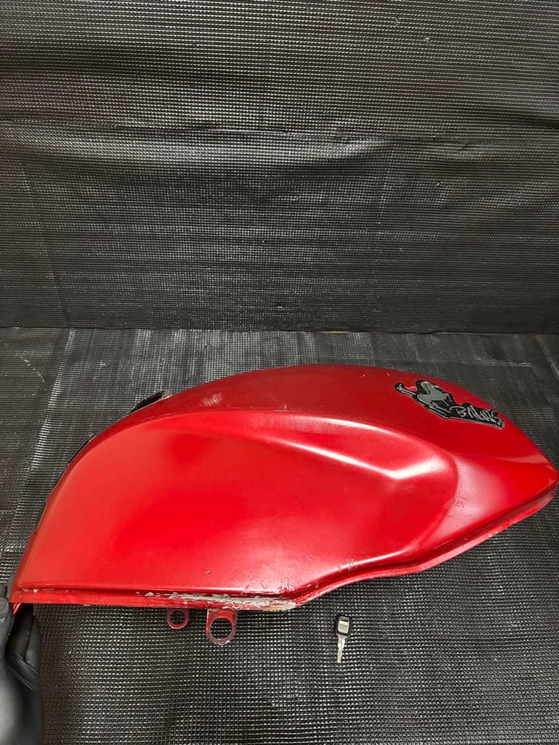 kawasaki バリオス1型 2型 燃料タンク エンブレム/キャップ付き！