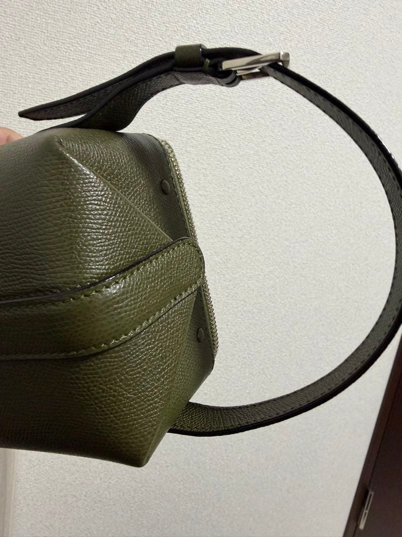 Valextra オリーブグリーン トリックトラック