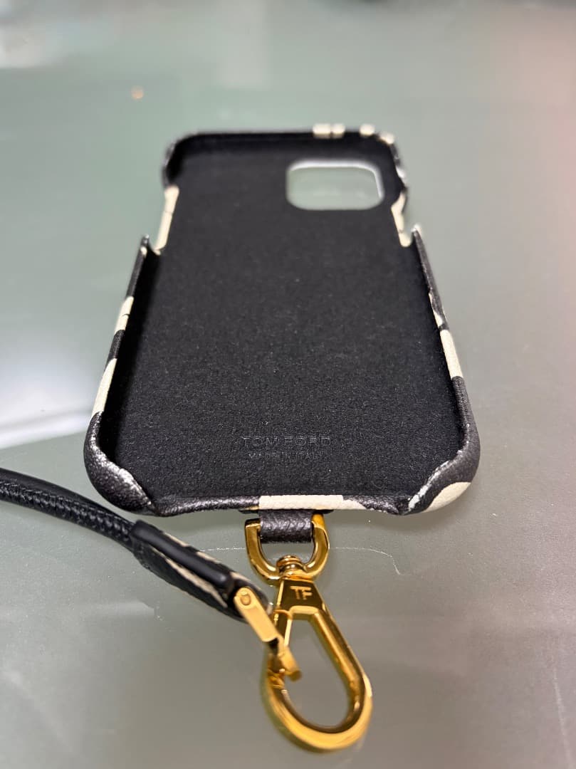 TOM FORD フローラルプリント レザーケース iPhone13ケース