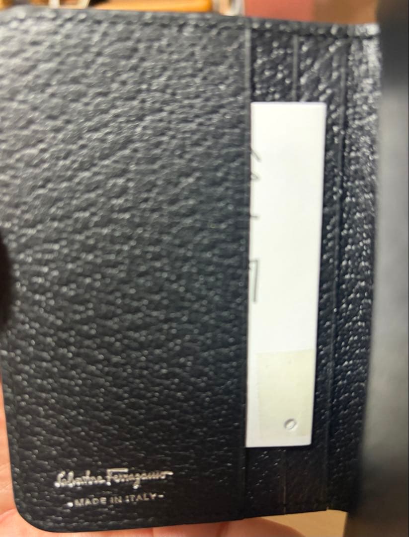 フェラガモ　ガンチーニ　名刺入れ　カードケース