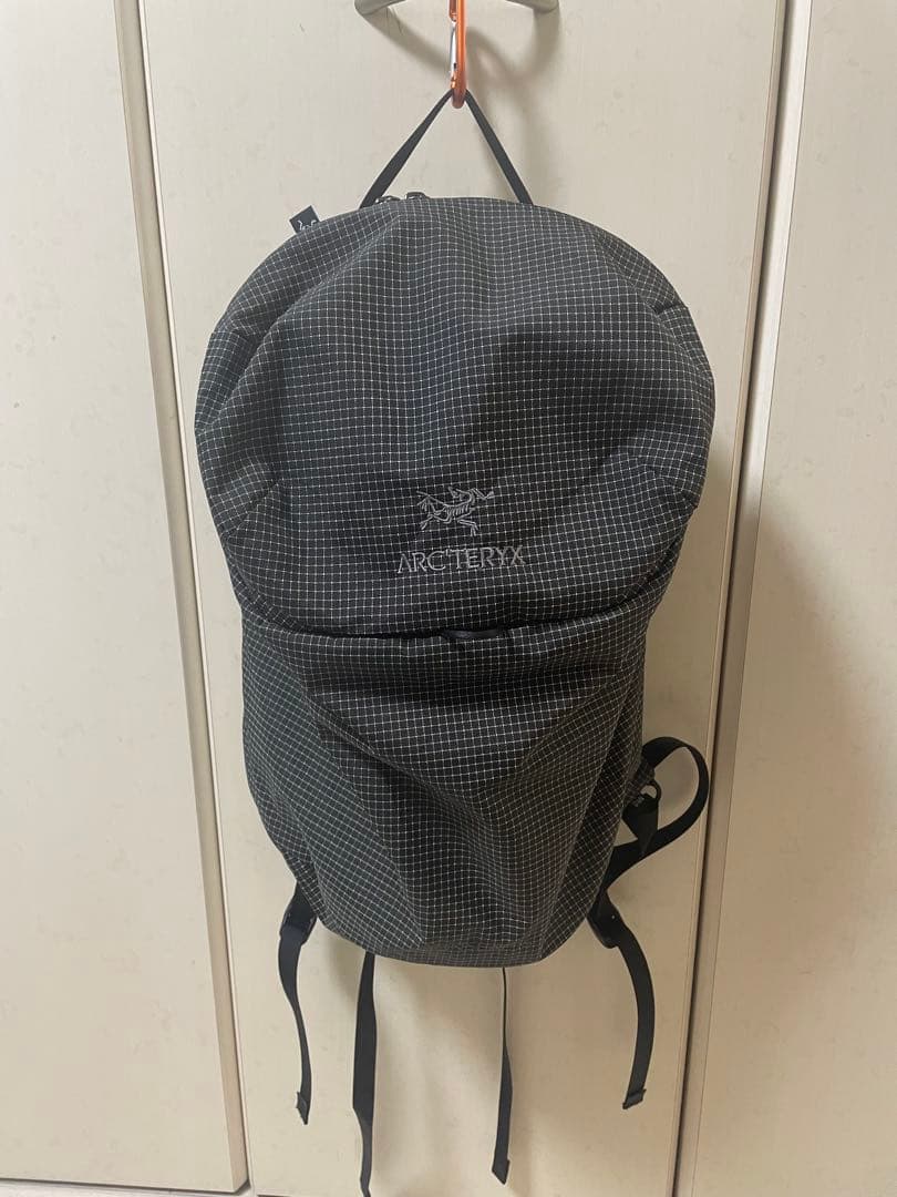 希少！ 廃盤モデル コンシール15 Arc’teryx