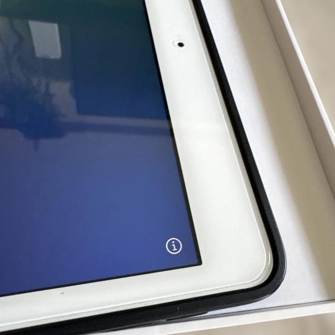 iPad本体+保護ケース付き＋保護フィルム付き 7世代MW752J/A 32GB