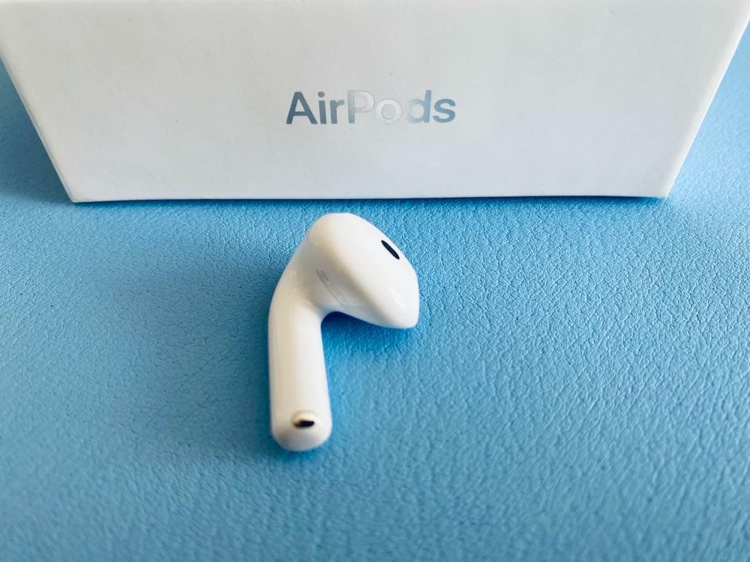 AirPods 第4世代 L片耳 左耳のみ イヤホン A3056 HDRQ