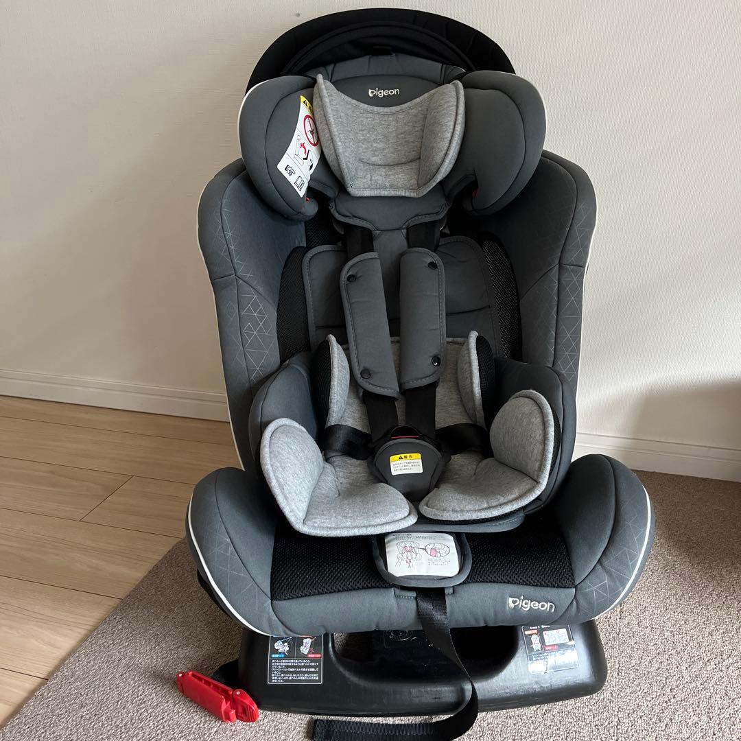 Pigeon 車用チャイルドシート グレー　コキーユ　 Coquille