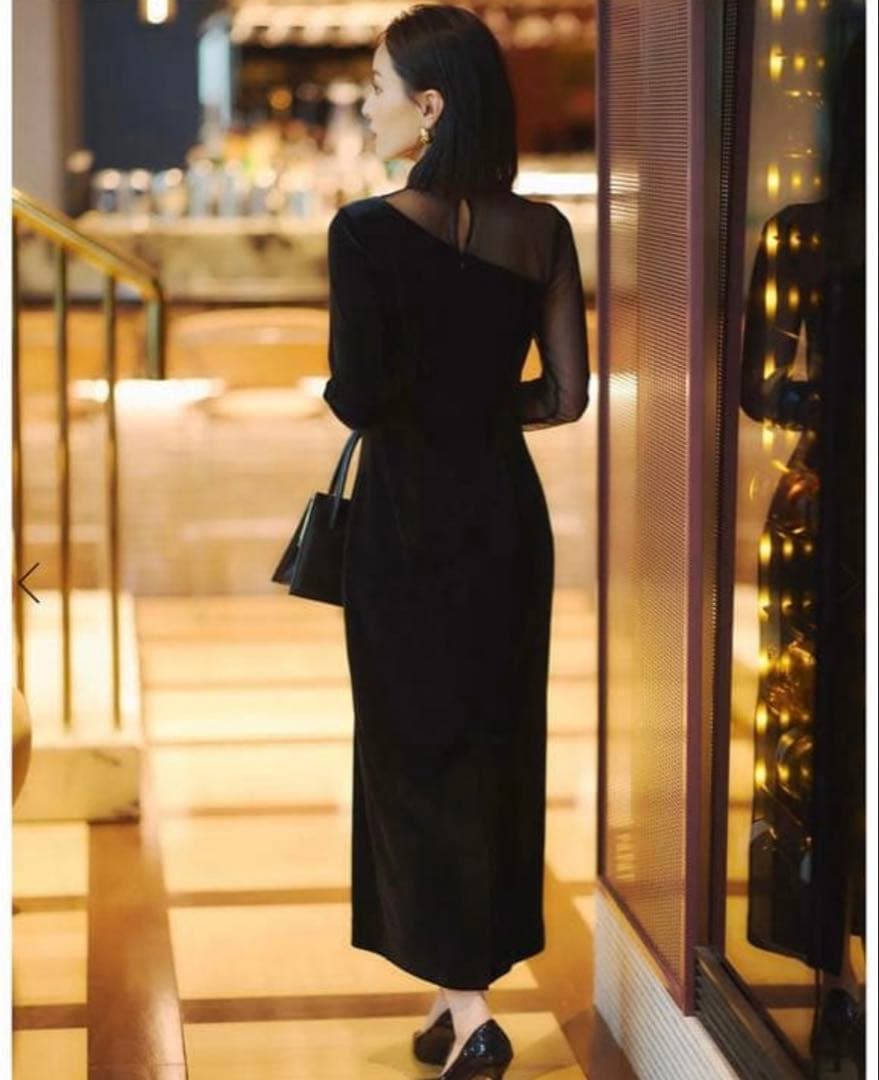 本日限定価格【新品未使用タグ付き】シアーコンビタイトワンピース