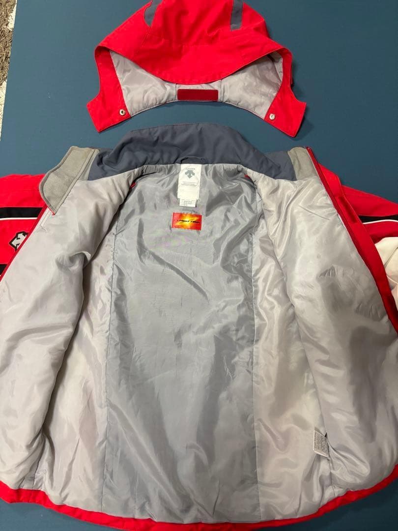 デサント　150 DESCENTEスキーウェア　スキーウエア　子供　キッズ