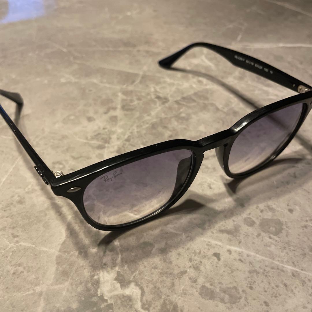 レイバン　4259F