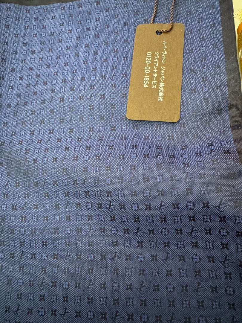 LOUIS VUITTON ネイビー ハンカチ