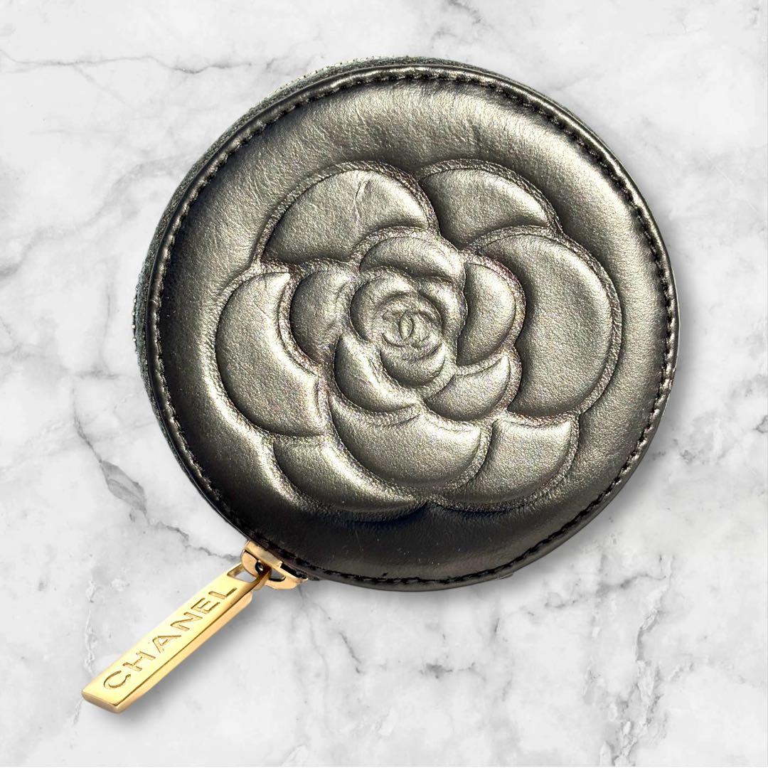 CHANEL 本物 カメリアケース 小銭入 シール有 丸型 本革 レザー