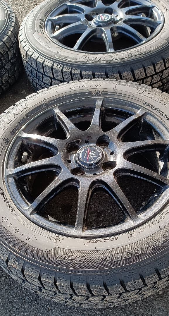2023年製グッドイヤースタッドレスタイヤホイール4本セット