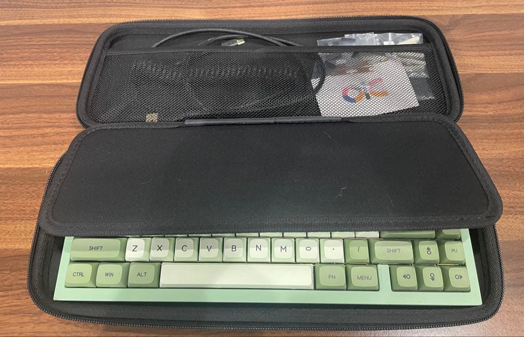 QwertyKeys QK65 R1 GREEN & GOLD メカニカル