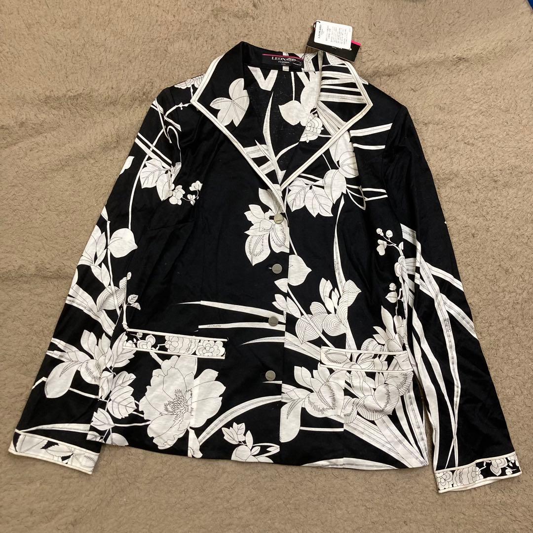 新品訳あり　レオナール　花柄テーラードジャケット　大きいサイズ　モノトーンLL