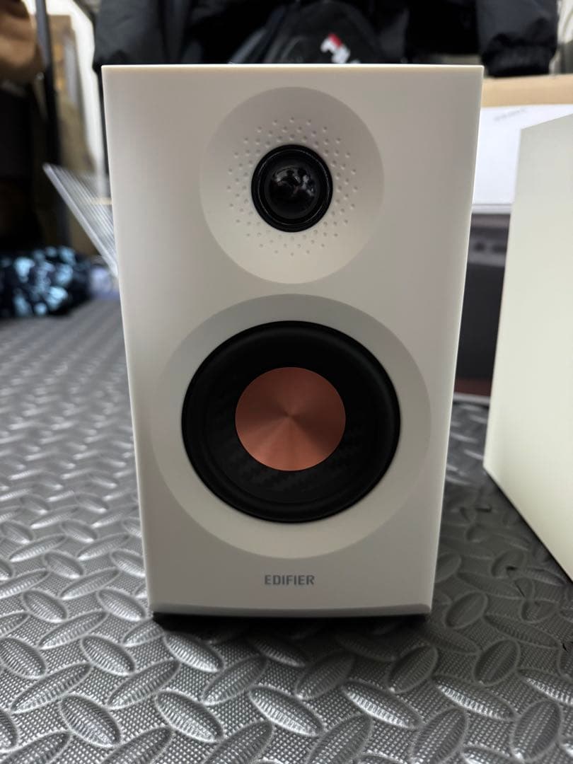 EDIFIER MR3 スタジオモニタースピーカー　ホワイト