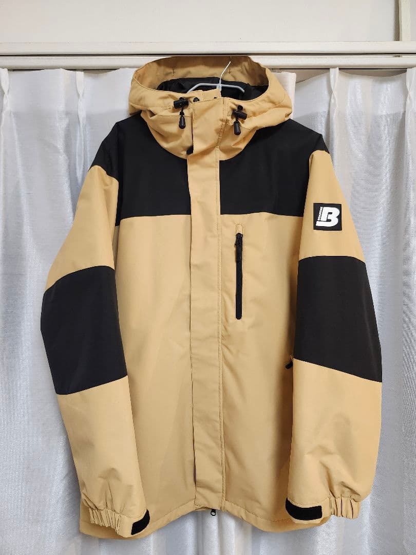 【美品】ゆうちゃみ×BOARDEE ボーディー　スノーウェア　スノーボード