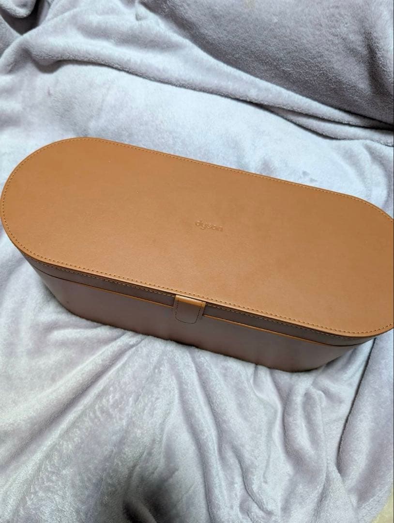 ダイソン　エアラップ　ヘアスタイラー　HS01