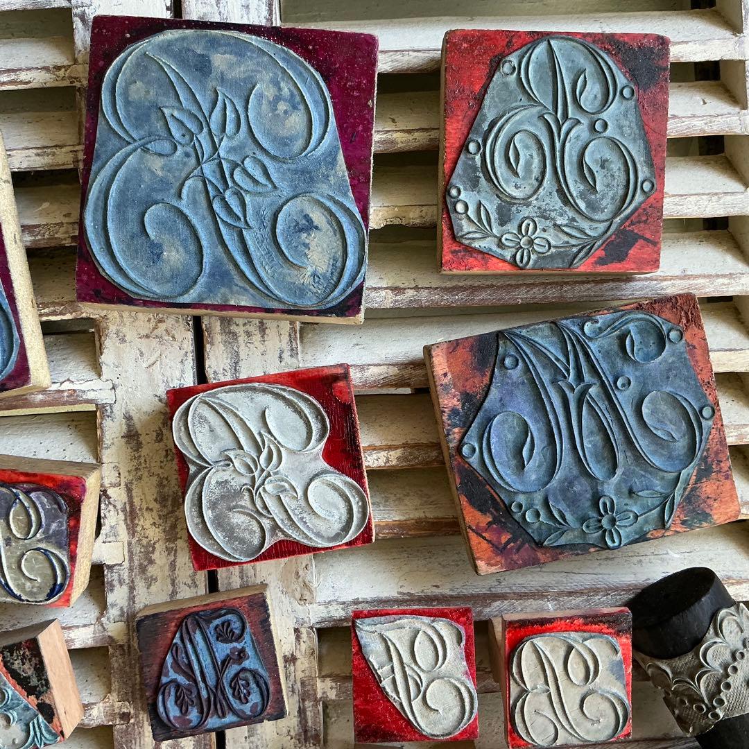 ♡沢山♡　フランス　アンティーク　刺繍　イニシャル　モノグラム　スタンプ