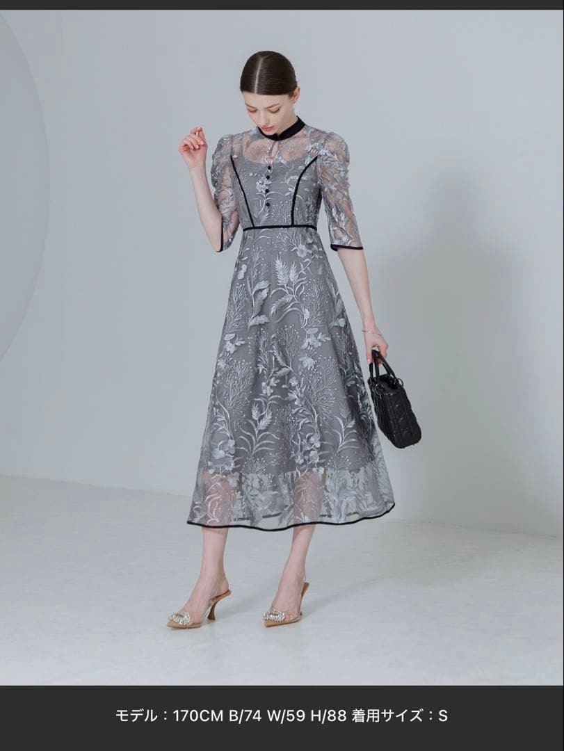 leja 花柄刺繍シースチュールパフスリーブウエストマークワンピース