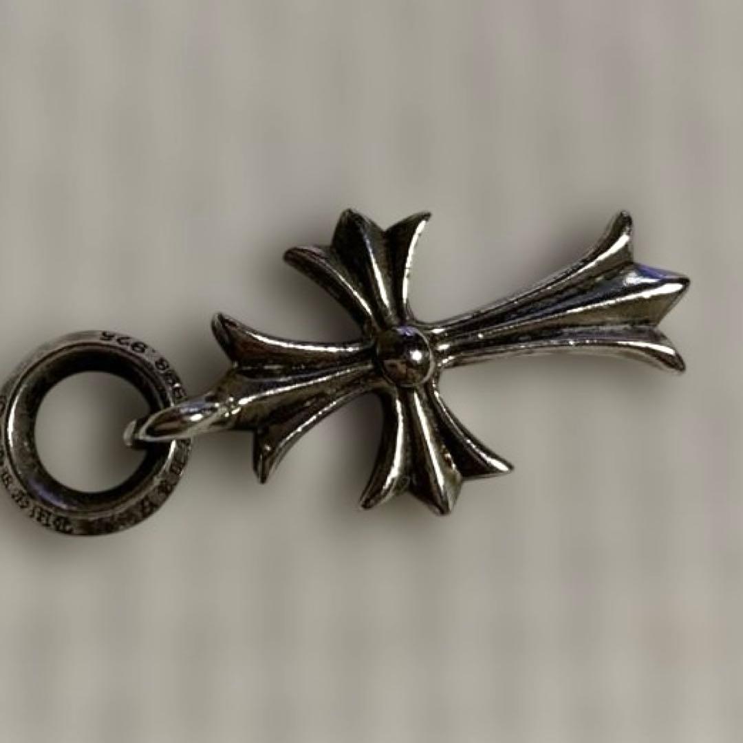 クロムハーツ　タイニークロスチャーム