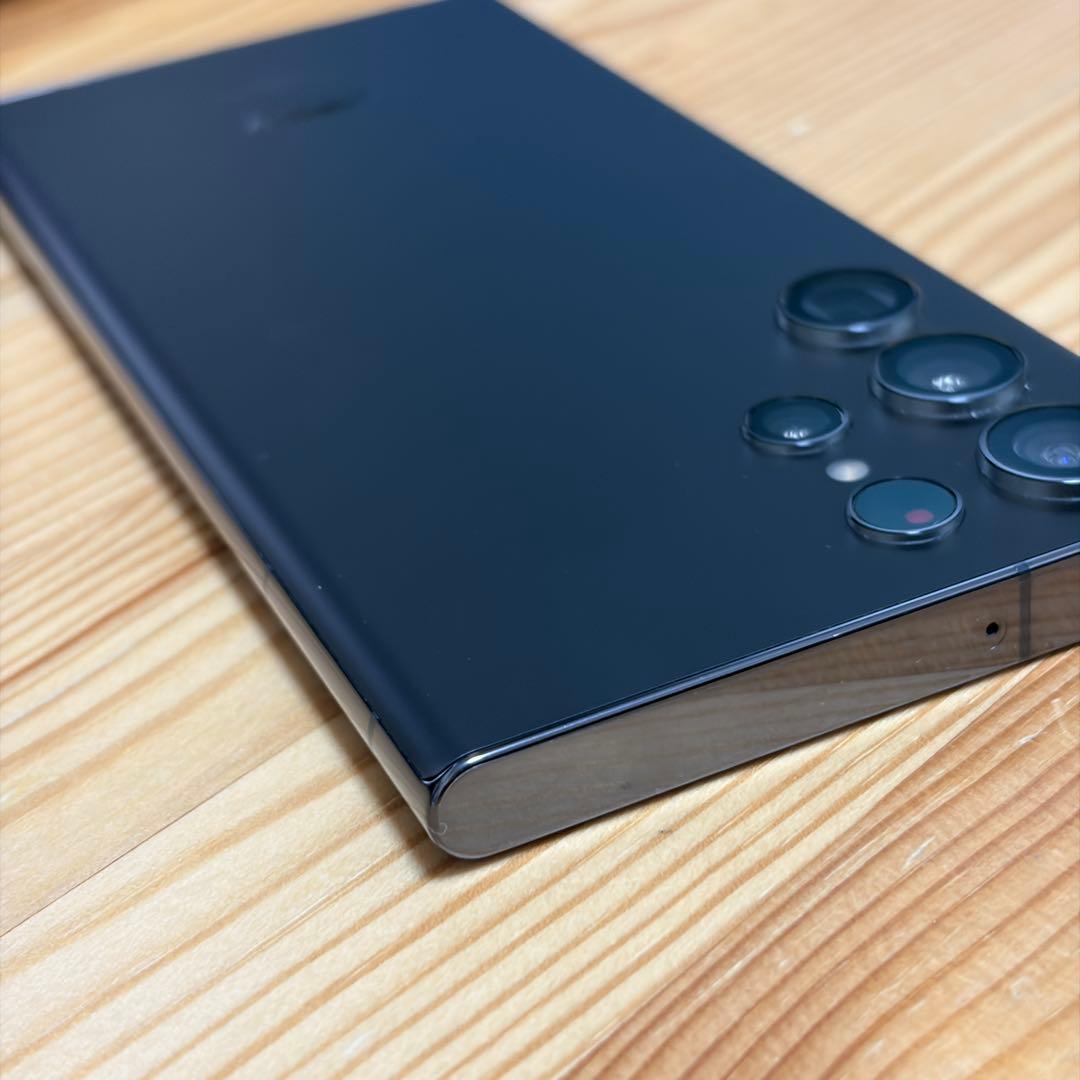 35035 Samsung Galaxy S22 ultra SIMフリー