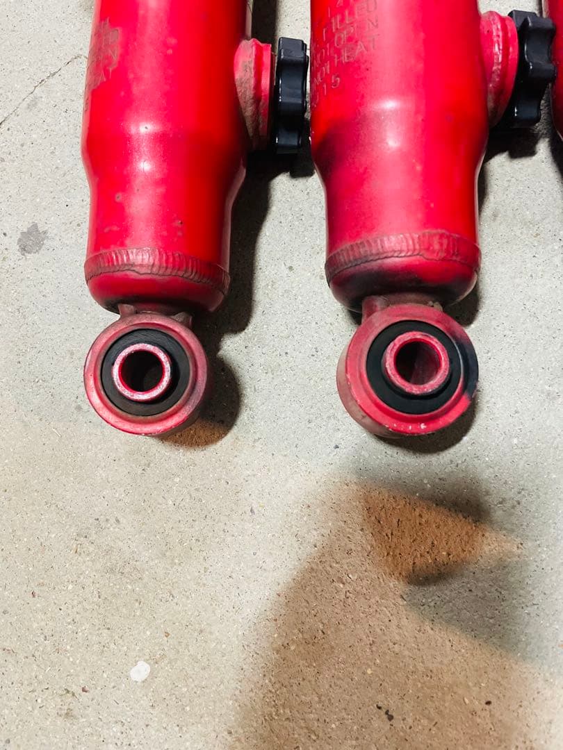 【石川優】CRS 14段式 ハイエースショック4本セット