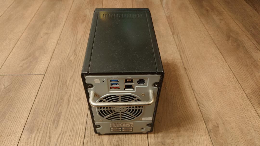 外付けハードディスク・ドライブ NETGEAR ReadyNAS214 (4Bay)