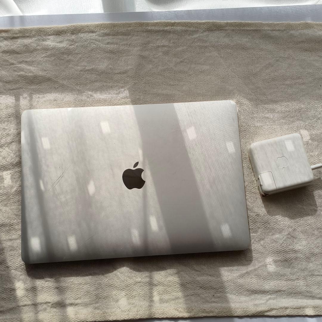 MacBook Pro 13インチ M1 2021 8GB 95% バッテリー