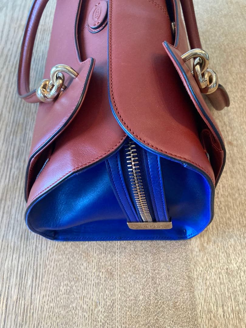 TOD'S ボルドー ハンドバッグ