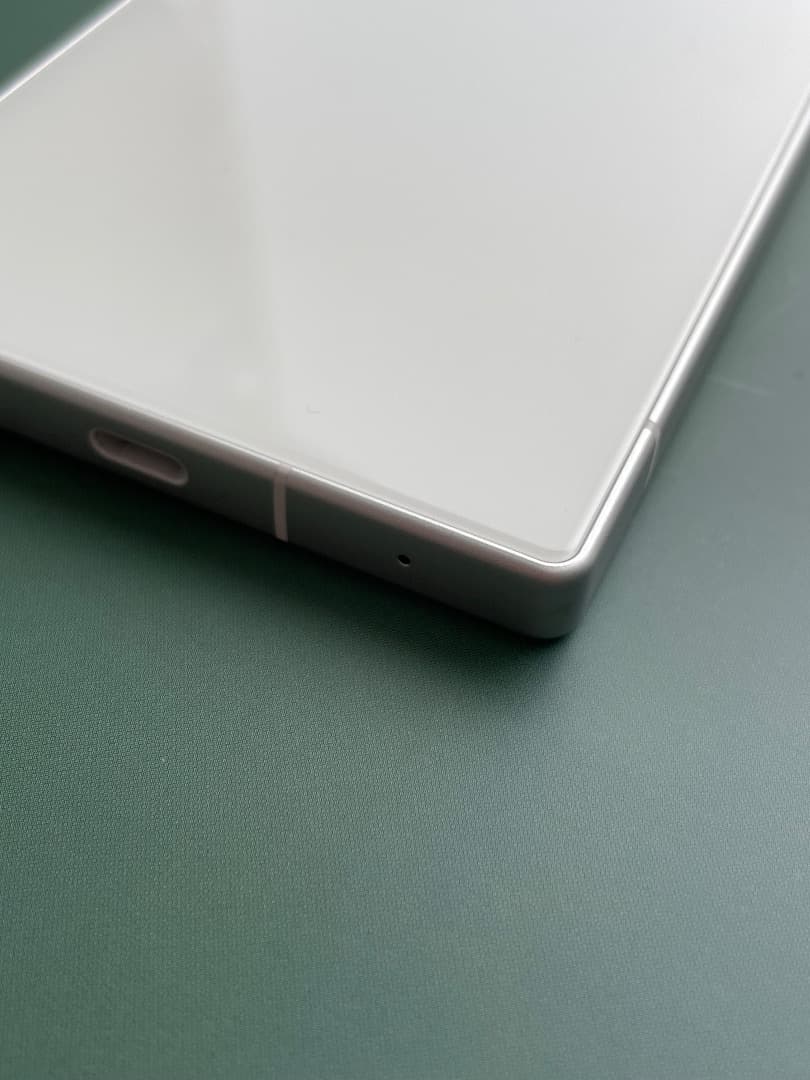 AQUOS R9 SIMフリー