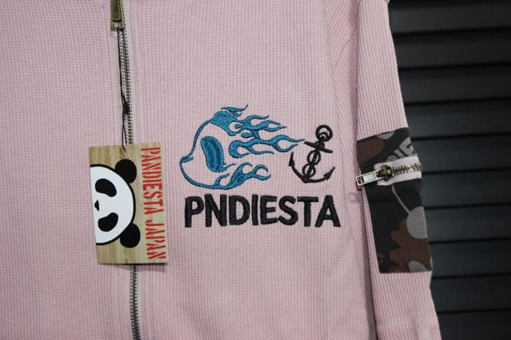 パンディエスタ 大きいサイズ XXL サーマルパーカ＋迷彩パンツ セットアップ