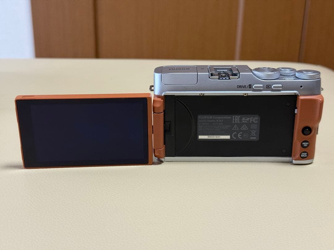 T*y様 FUJIFILM X-A7 ミラーレスカメラ、15-45mmレンズキッ