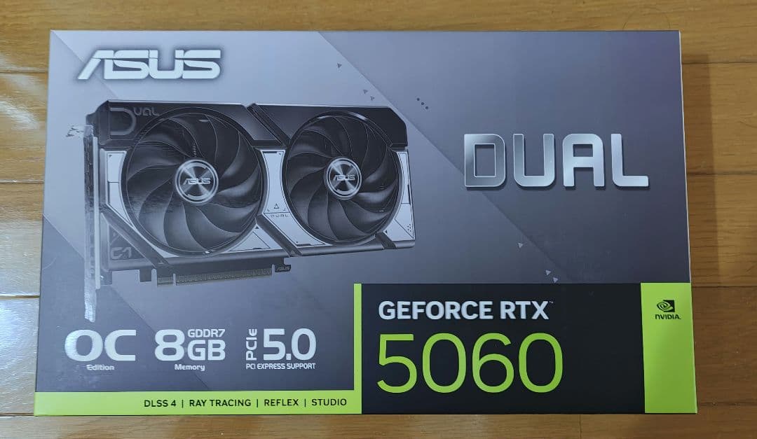 ASUS GeForce RTX 5600 8GB デュアルファン