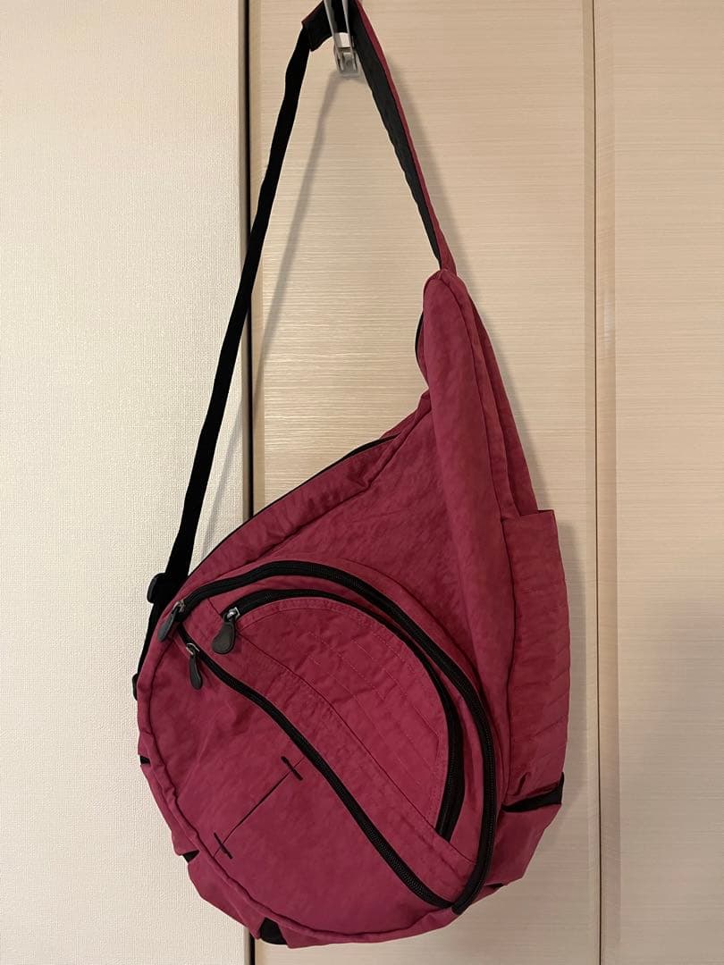 ヘルシーバックバッグ　ビッグバッグ　ルビー　短時間1回使用　中古美品