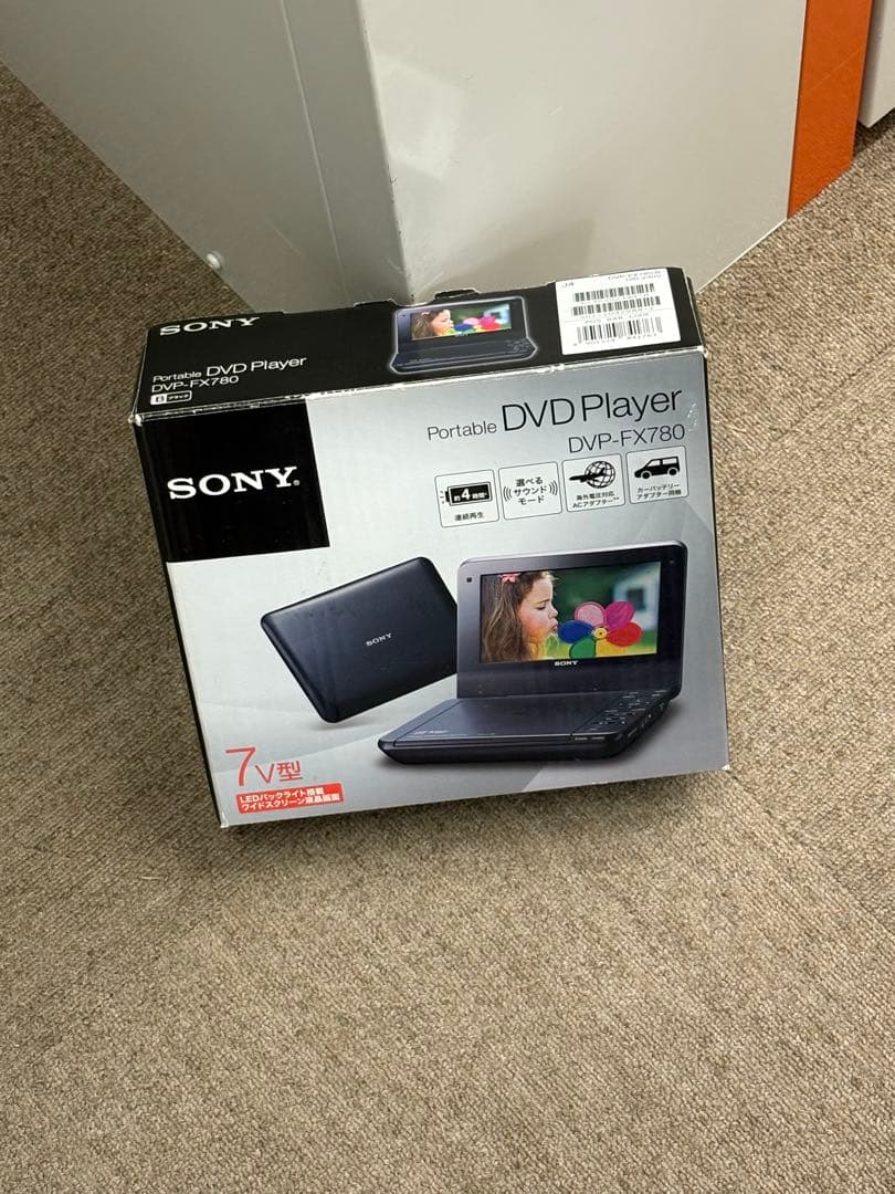 【美品】SONY DVP-FX780 ポータブルDVDプレーヤー 2018年製