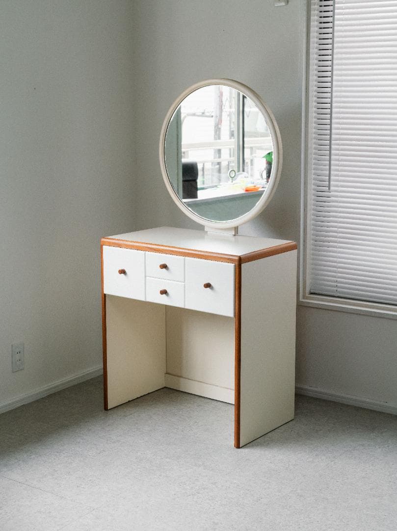 ヴィンテージ　サイドボード 収納 デスク ドレッサー　ミッドセンチュリーモダン