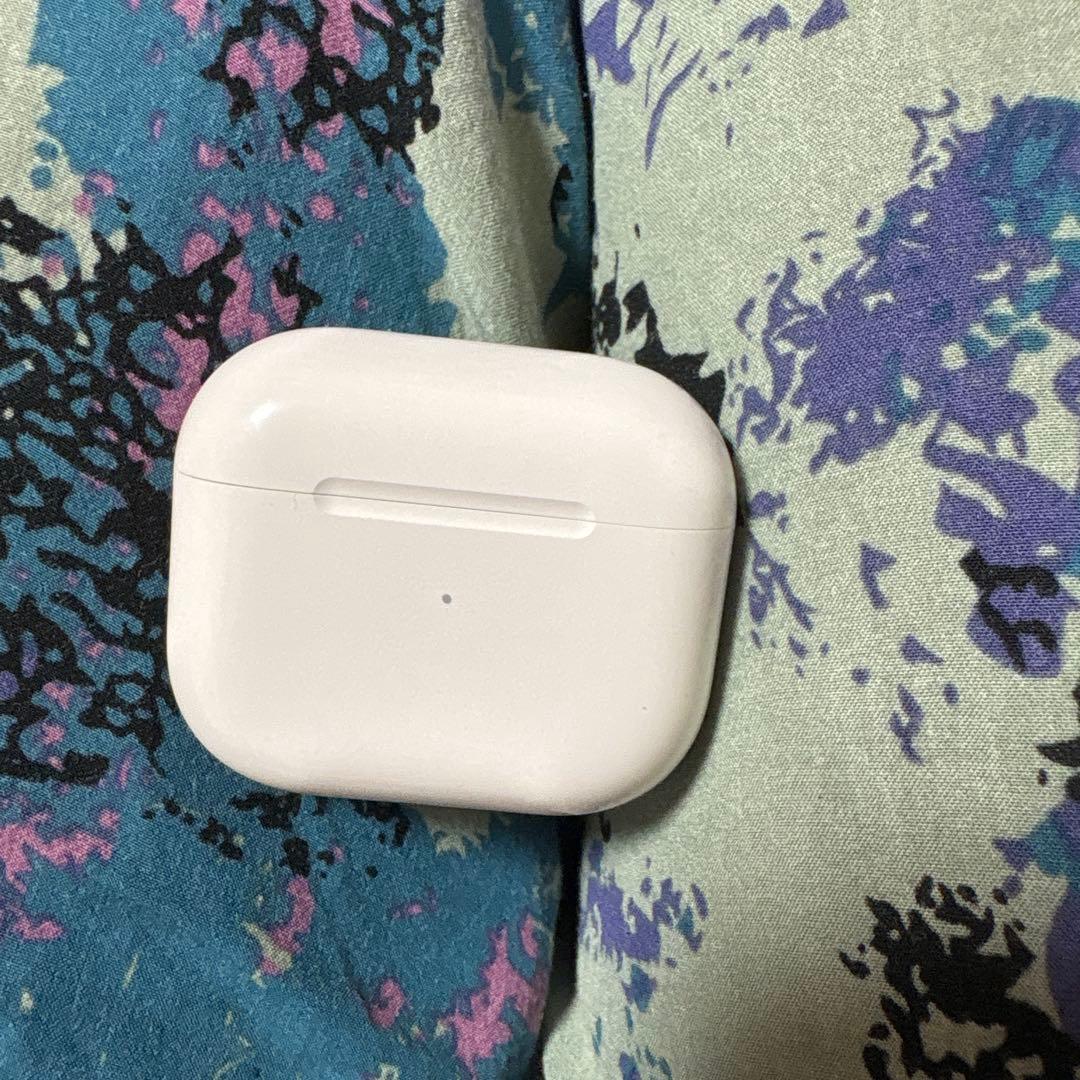 ★値下げしました★AirPods【第三世代】本体 充電ケース付き ホワイト