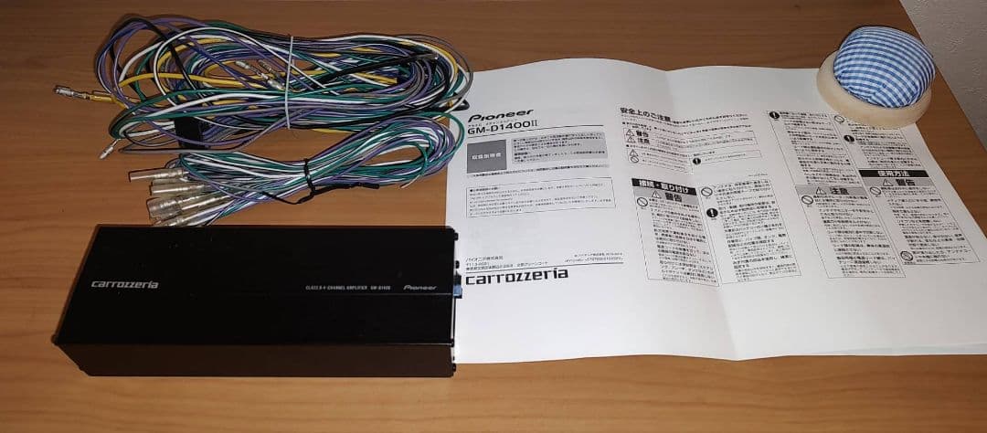 carrozzeria GM-D1400Ⅱ 4chパワーアンプ 100W