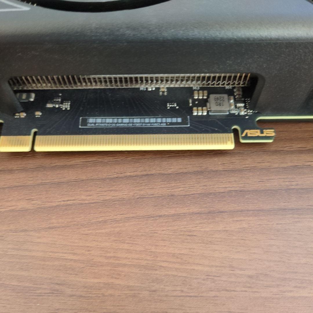 グラフィックボード・グラボ・ビデオカード asus geforce rtx4070 12GB dual OC