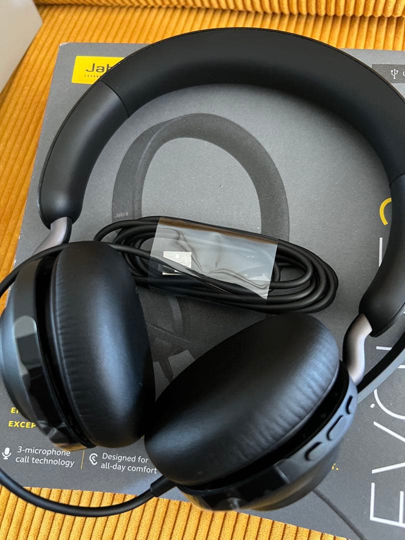 ヘッドフォン(Jabra)
