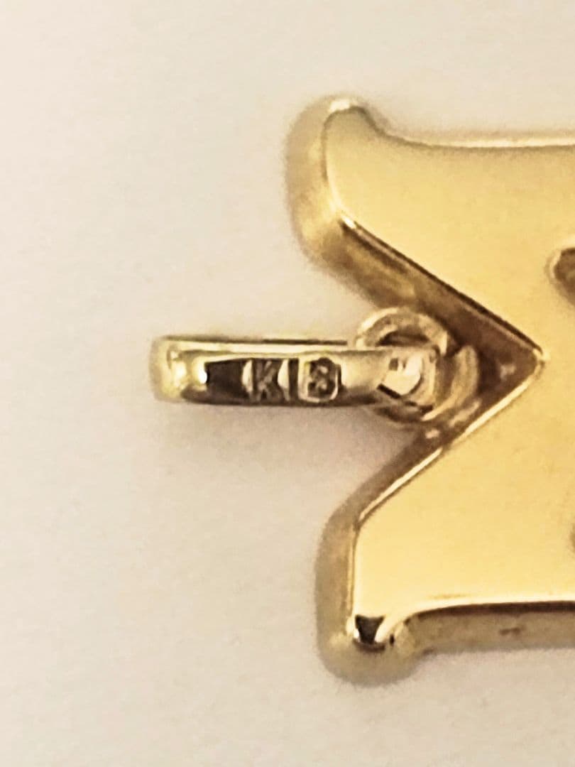 18K ペンダントトップ イニシャルモチーフ Ｍモチーフ