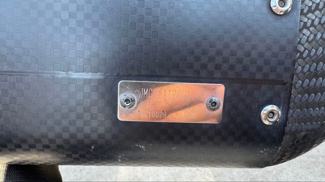 YOSHIMURA カーボンファイバー マフラー