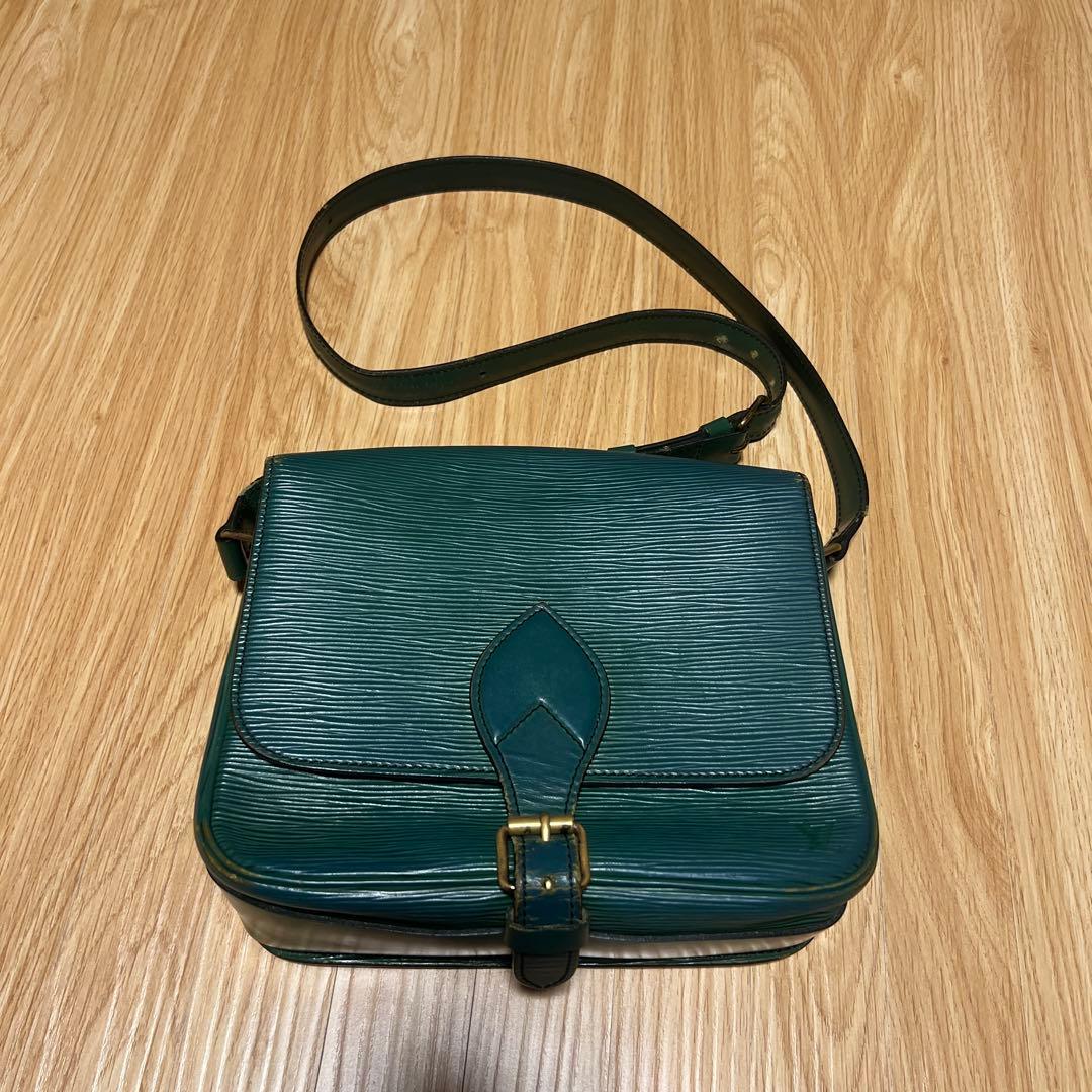 LOUIS VUITTON エピ カルトシエール ショルダーバッグ M52244