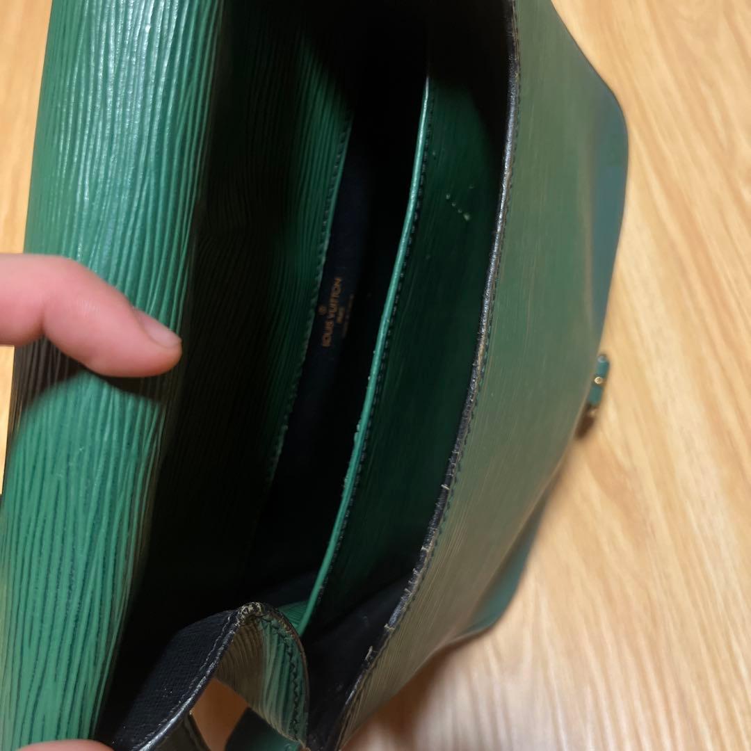 LOUIS VUITTON エピ カルトシエール ショルダーバッグ M52244