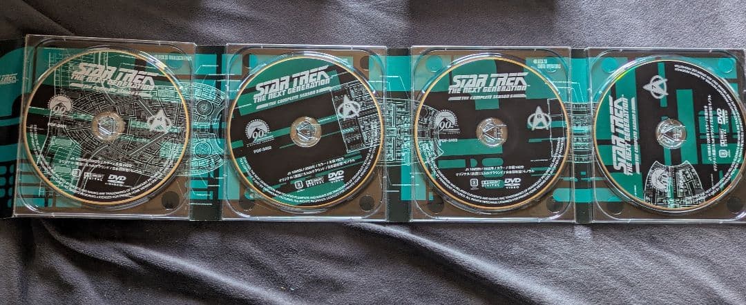 松*吾様 新スタートレックNextgeneration 全７巻　取り付け部に欠け