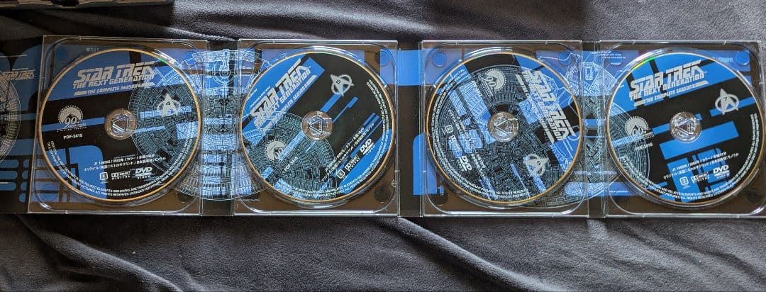 松*吾様 新スタートレックNextgeneration 全７巻　取り付け部に欠け