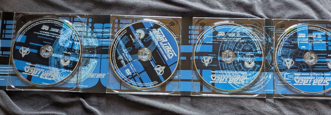 松*吾様 新スタートレックNextgeneration 全７巻　取り付け部に欠け