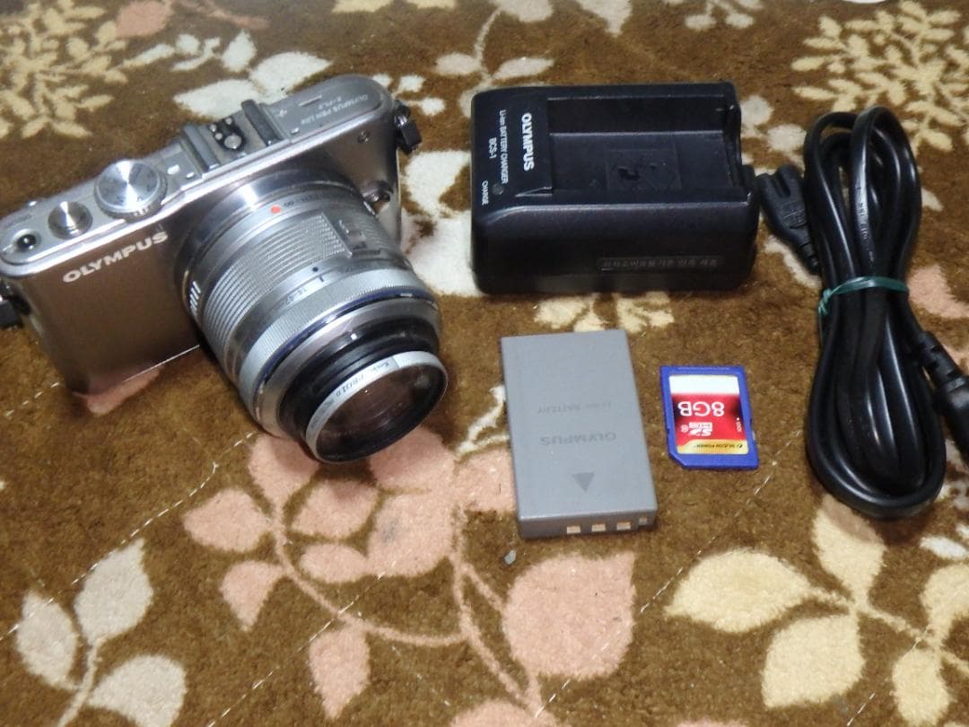 OLYMPUS ミラーレス一眼 E-PL3 14-42ｍｍレンズ付き